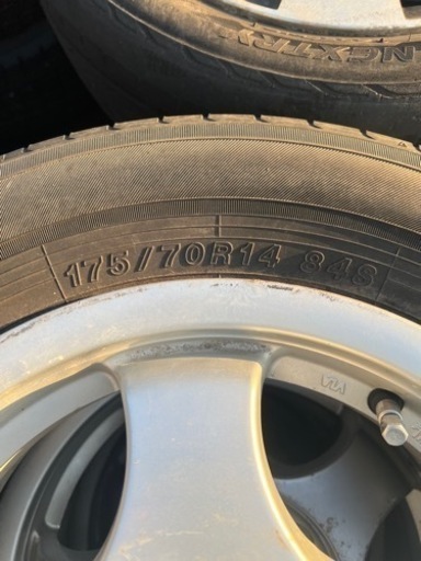 ヨコハマタイヤ　ホイール付　175/70R14 4本セット