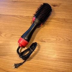 ヘアドライヤーブラシ ボリュマイザー Revlon風　レブロン