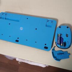 Bluetoothキーボードとマウスの画像