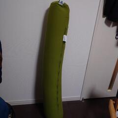 Yogiboの抱き枕にもなるクッション