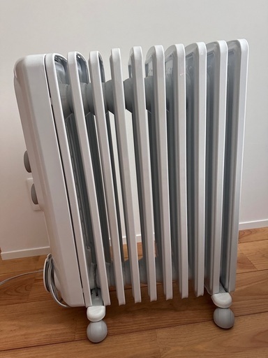 デロンギオイルヒーター10-13畳 オイルヒーター RHJ35M1015-BK デロンギ オイルヒーター 10~13畳