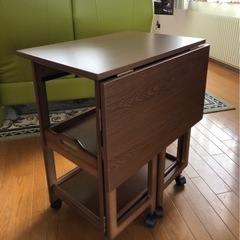 中古ワゴン　ニトリ　テーブルにもなる！の画像