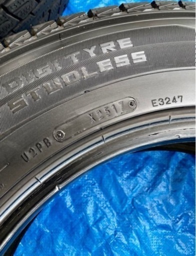 バリ山　ダンロップ　ウインターマックスSJ8 175/80R16 4本