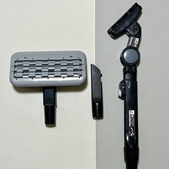 HITACHI コードレス掃除機　値下げしました！の画像