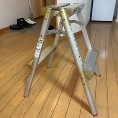 小さい脚立