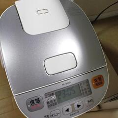 ★2/11掲載終了★炊飯器＆レンジ台　セットの画像