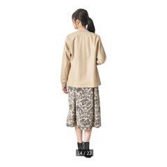 ラスト1点MAISON D' AZUR パール釦付フェイクレザーブルゾン 3L ベージュの画像
