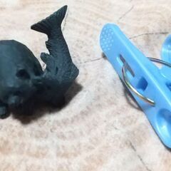 【美品未使用 】木炭消臭効果あり！? 鮭に喰われる熊絶叫🐻の画像
