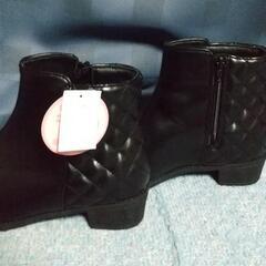 タグ付きMサイズ ブーツセットの画像