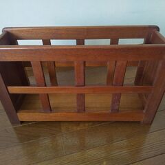 【美品】チーク材　木製マガジンラック