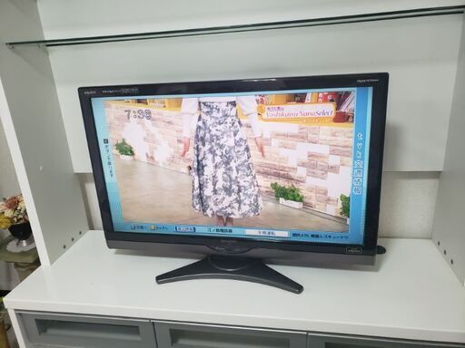 シャープ　アクオス　LED　40インチ　テレビ