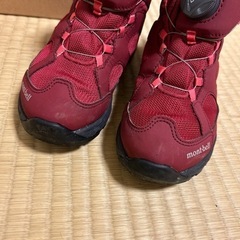 キッズ　モンベル登山靴　19センチの画像