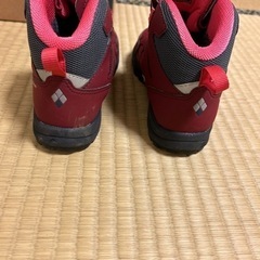 キッズ　モンベル登山靴　19センチの画像