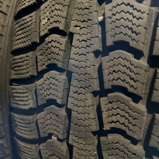 スタッドレス