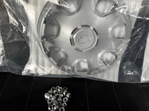 ハイエース純正新品タイヤ、ホイール