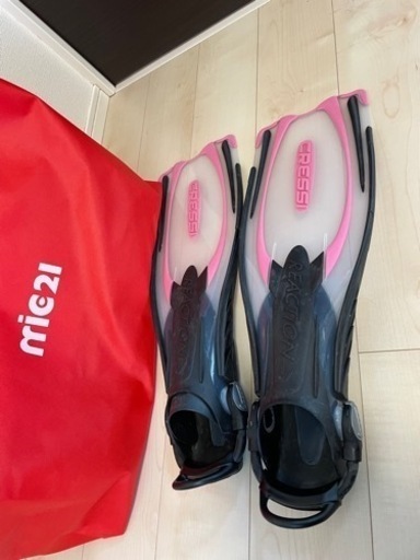 CRESSI REACTIONフィン