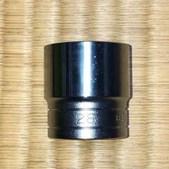 美品！KTC　28ｍｍ　シャローソケット　B4-28W　差込１/２(12.7mm)の画像