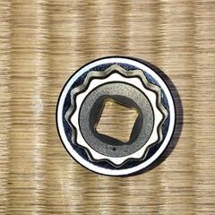 美品！KTC　28ｍｍ　シャローソケット　B4-28W　差込１/２(12.7mm)の画像