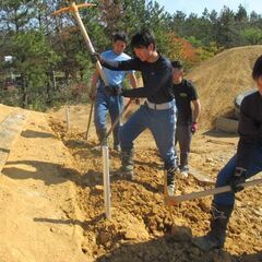 現場作業員職人募集！土木・解体・内装造作　手元作業員でもOK　25万〜　職人経験者は優遇！の画像