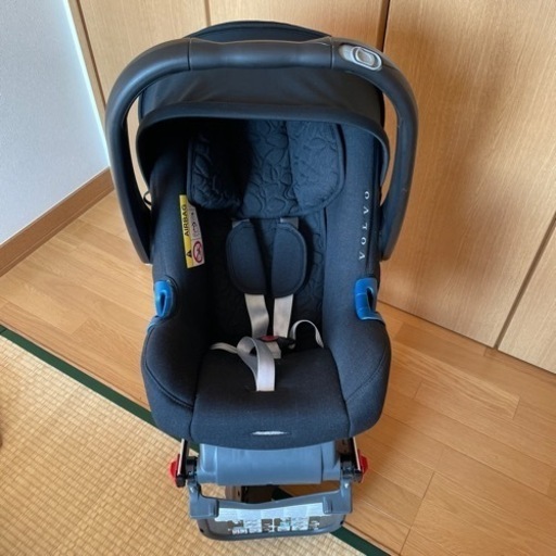 ボルボ　後ろ向きチャイルドシート