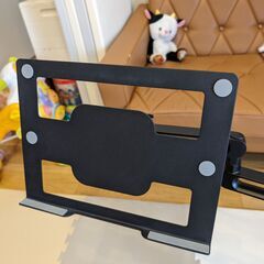アイリスオーヤマモニターアーム＋ノートパソコンマウントトレーの画像