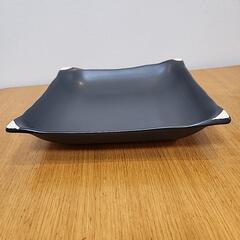 未使用　大皿とコーヒーポットの画像