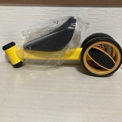 キッズバイク  ペダルなし  イエロー 新品未使用品の画像