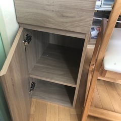 スリムデスク&椅子の画像