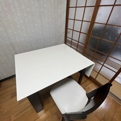 テーブル！ニトリ