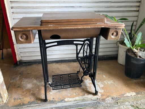 足踏みミシン用　テーブル