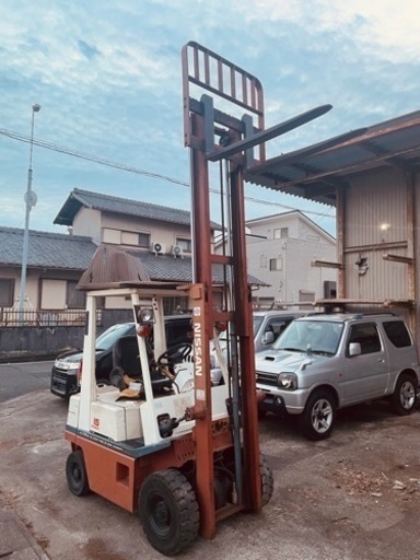 日産　フォークリフト