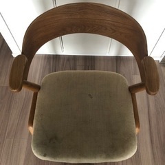 モモナチュラル ダイニングチェアの中古が安い！激安で譲ります