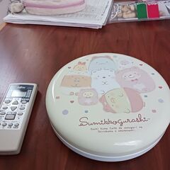 すみっコぐらし　お菓子の缶　2024