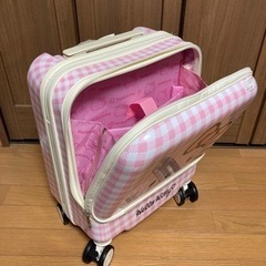 値下げ！キティちゃん🎀ピンクチェック🎀スーツケースの画像
