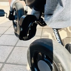 美品！コンポフィット2サンシェード付三輪車の画像