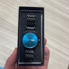 日付付き腕時計の画像