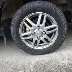 スタッドレスタイヤホイールセットの画像