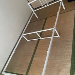 組立式・スチールフレーム・シングルベッド・折り畳みマットレス付きの画像