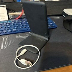携帯無線充電器　の画像