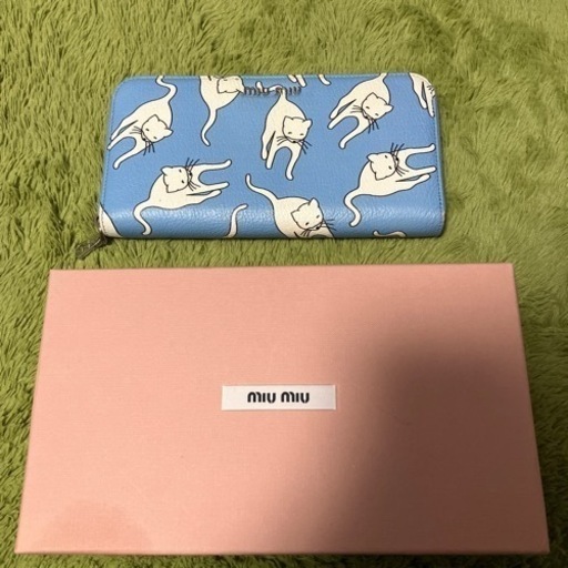 miumiu財布
