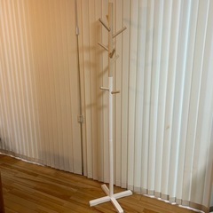 ニトリ　ポールハンガー　バイカラーの画像