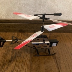 ラジコン　小型ヘリコプター　ジャンクの画像