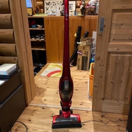 2016年製　スティック掃除機