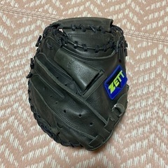ソフトボール、キャッチャーミットの画像