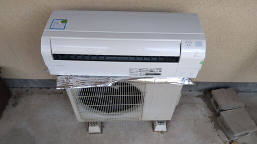 MITSUBISHI　霧ケ峰8畳用エアコン！