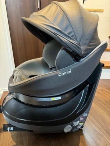 ♡♡combi チャイルドシート♡♡