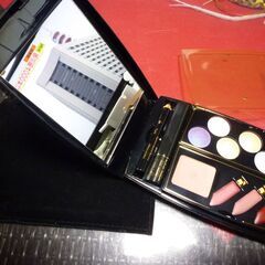  LANCOME ランコム アトラクション クルール メイクパレット アイシャドウ リップ チーク コスメ 化粧品 ブラック系 の画像
