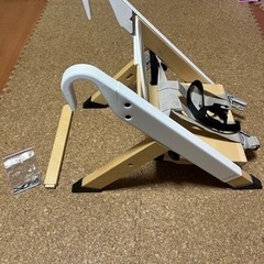 お値下げ！ストッケ　ポータブルベビーチェア白の画像