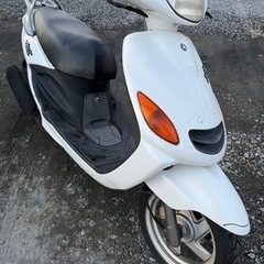 グランドアクシス　自賠責約1年付き　低走行 2st スクーターの画像