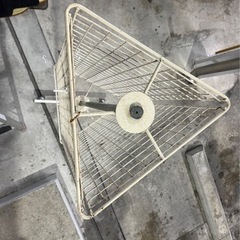 収納ラックの画像